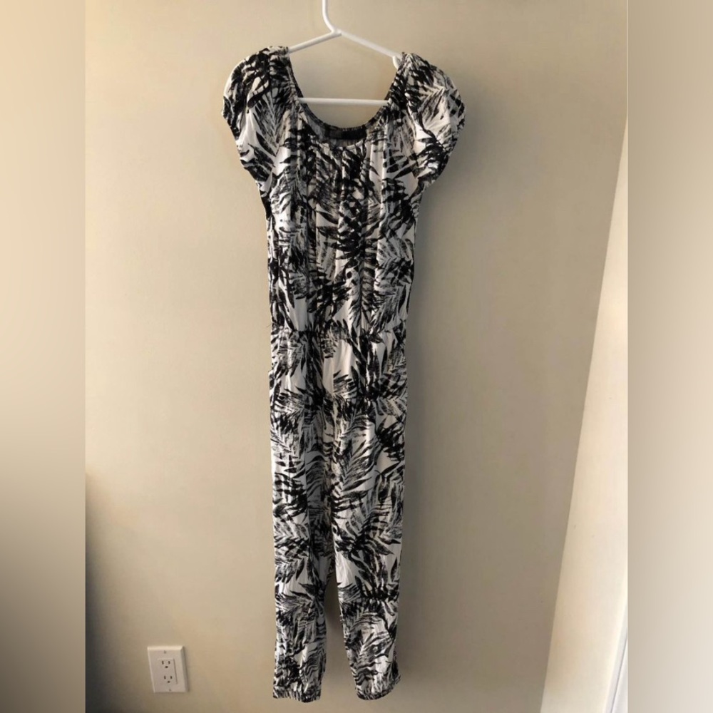 Girls Jumper (Rebel Sugar) - Size Small